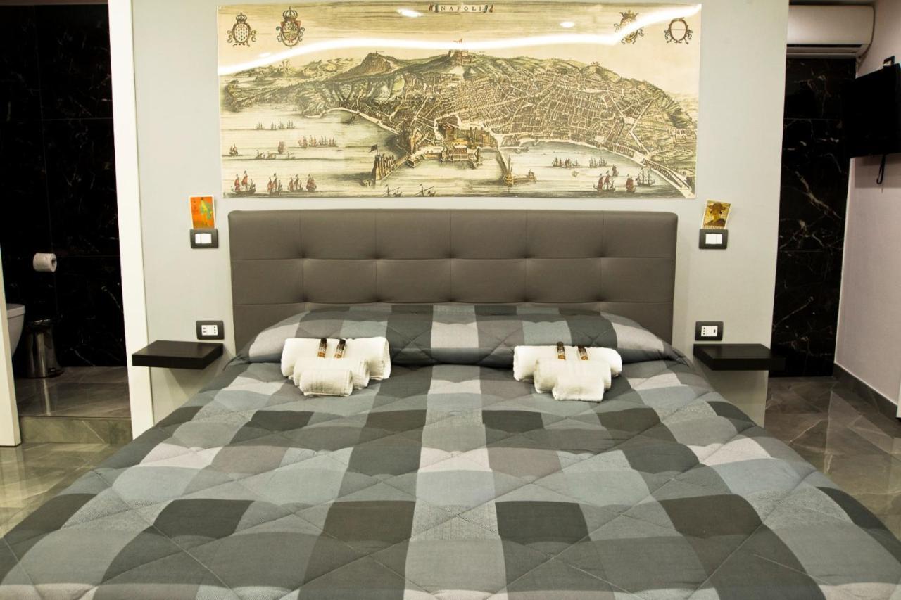 Suite Napoli Sotterranea Con Jacuzzi Buitenkant foto