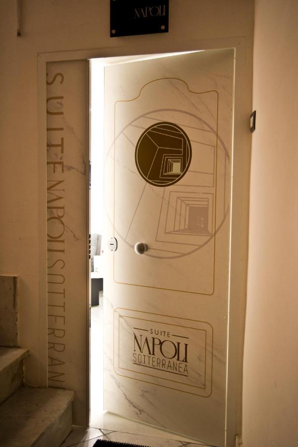 Suite Napoli Sotterranea Con Jacuzzi Buitenkant foto