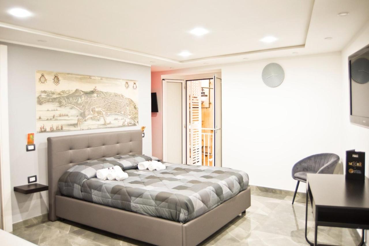 Suite Napoli Sotterranea Con Jacuzzi Buitenkant foto